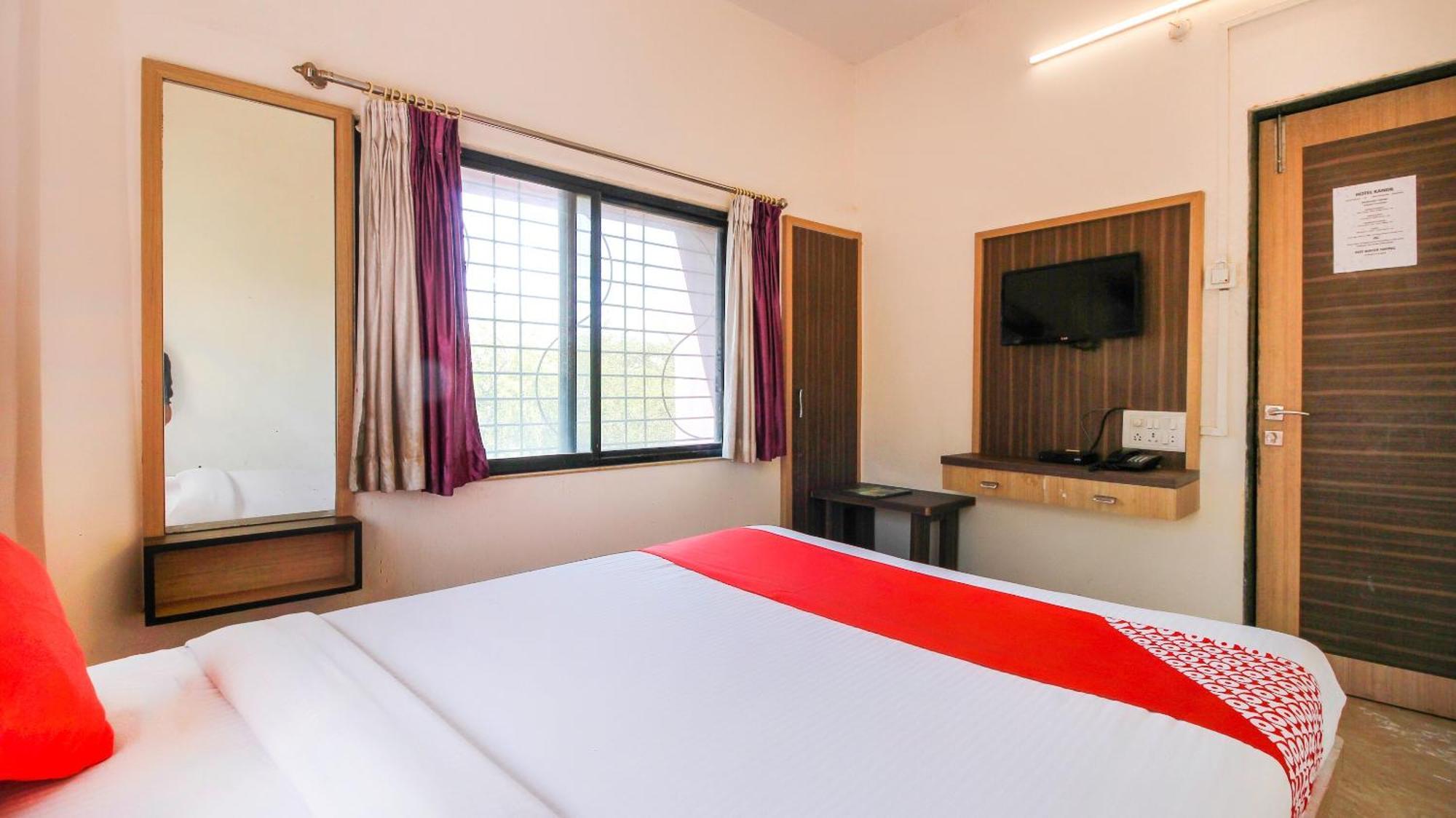 โอโย 22999 โฮเต็ล กัณฑิล Hotel Jogeshwari ภายนอก รูปภาพ